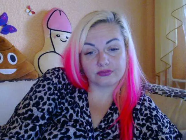 Live sex webcam photo for melek-7250 #276446432