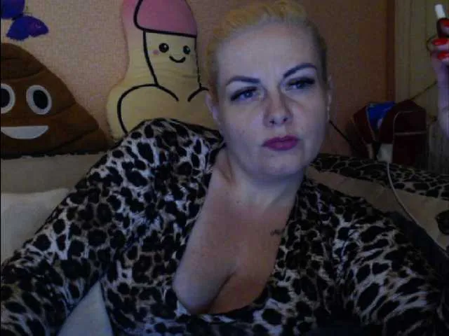 Live sex webcam photo for melek-7250 #276518753