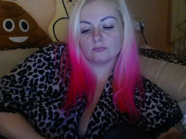 Live sex webcam photo for melek-7250 #276560717