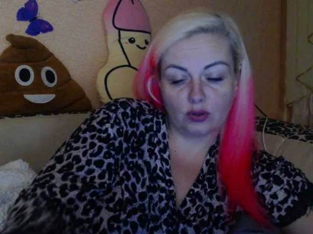 Live sex webcam photo for melek-7250 #276622049