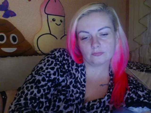 Live sex webcam photo for melek-7250 #276657407