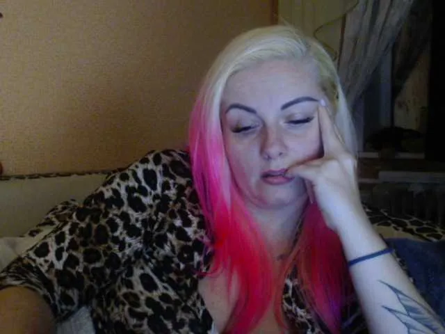 Live sex webcam photo for melek-7250 #276790476