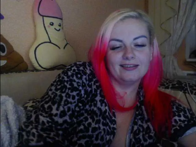 Live sex webcam photo for melek-7250 #276896011
