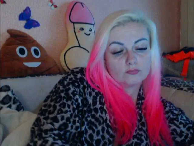 Live sex webcam photo for melek-7250 #277028437
