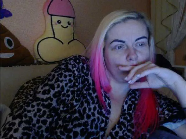 Live sex webcam photo for melek-7250 #277121243