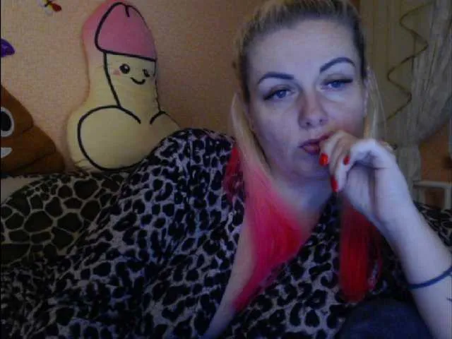 Live sex webcam photo for melek-7250 #277370366
