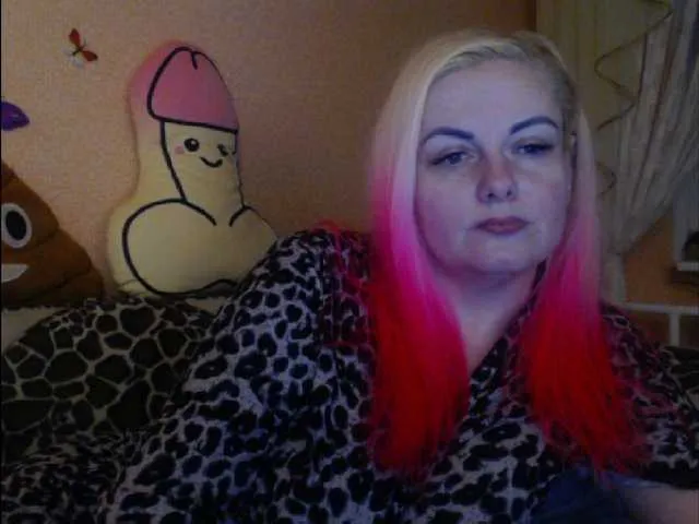 Live sex webcam photo for melek-7250 #277425763