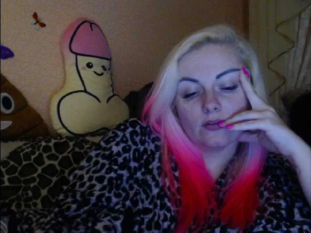 Live sex webcam photo for melek-7250 #277451963