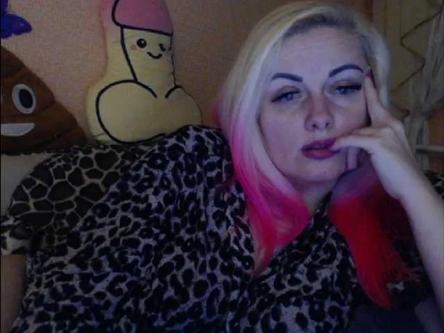 Live sex webcam photo for melek-7250 #277519792