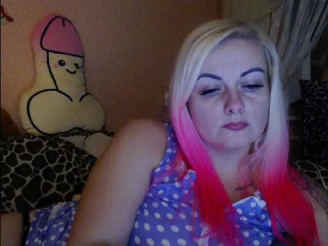Live sex webcam photo for melek-7250 #277526548