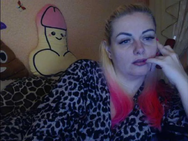 Live sex webcam photo for melek-7250 #277530757