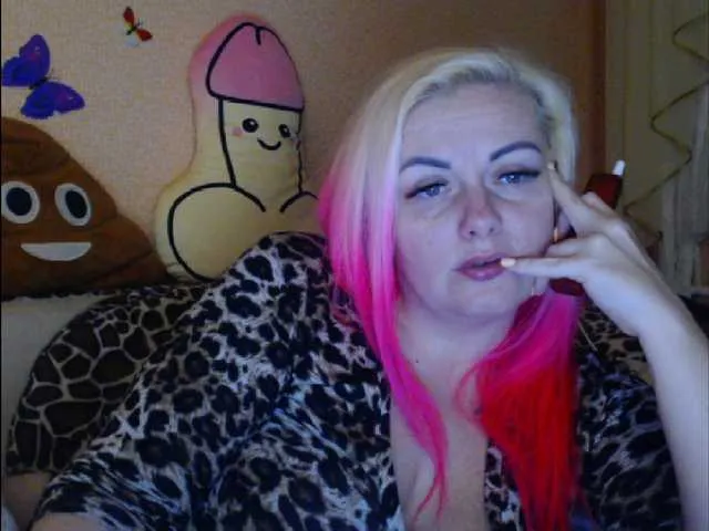 Live sex webcam photo for melek-7250 #277825787