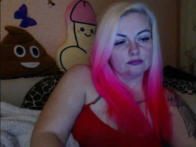 Live sex webcam photo for melek-7250 #277857655