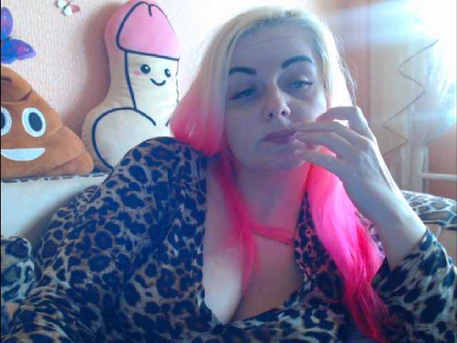 Live sex webcam photo for melek-7250 #277901274