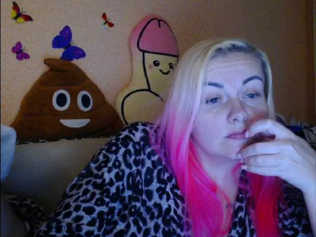 Live sex webcam photo for melek-7250 #277936748