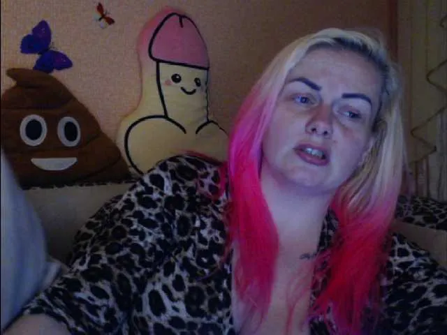 Live sex webcam photo for melek-7250 #277949195