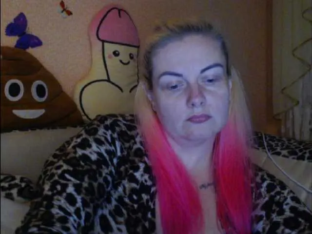 Live sex webcam photo for melek-7250 #277955336