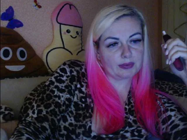 Live sex webcam photo for melek-7250 #277959924