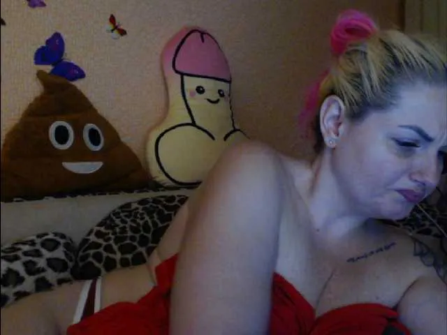 Live sex webcam photo for melek-7250 #278233666