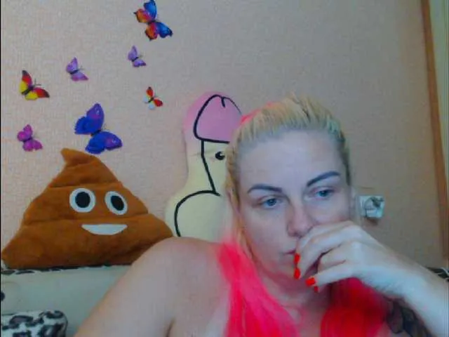 Live sex webcam photo for melek-7250 #289156419