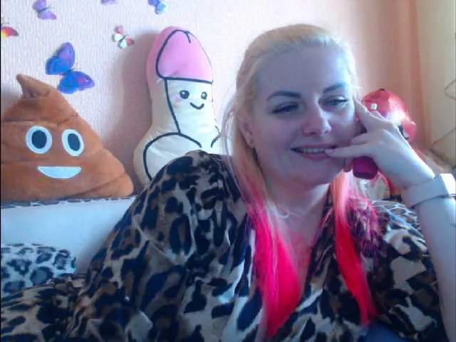 Live sex webcam photo for melek-7250 #290465957