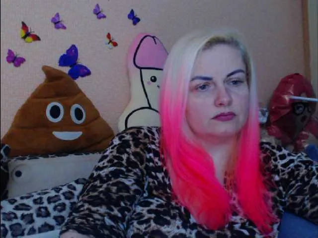 Live sex webcam photo for melek-7250 #290562448