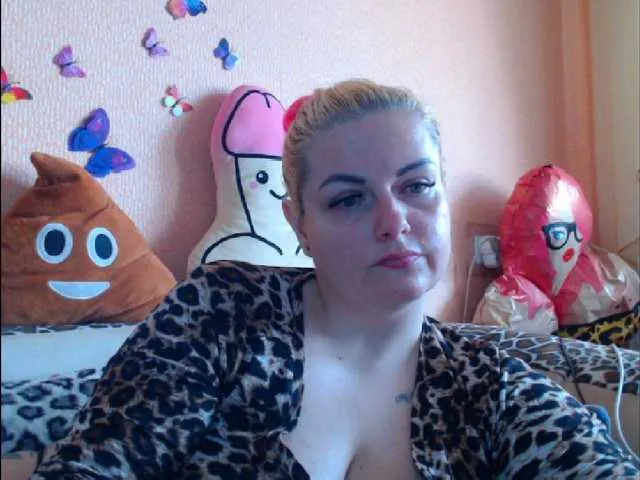 Live sex webcam photo for melek-7250 #290582188