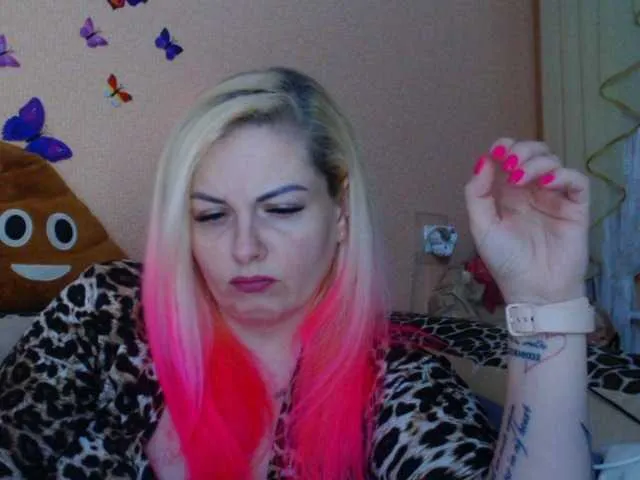 Live sex webcam photo for melek-7250 #291025645