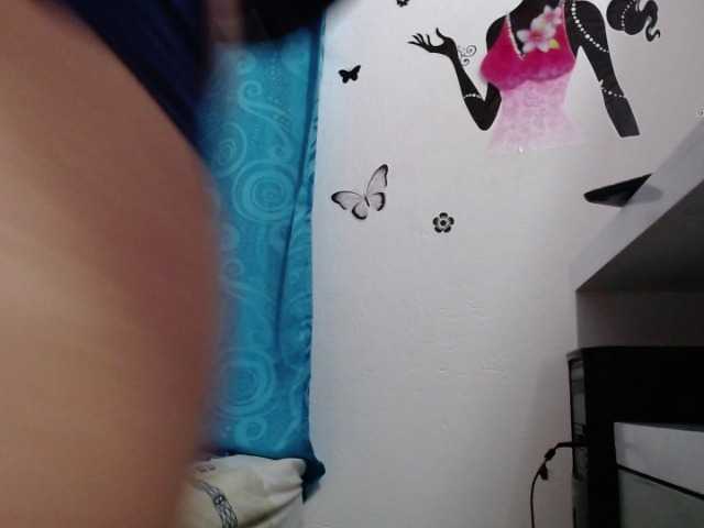 Live sex webcam photo for meli-jones69 #273864064