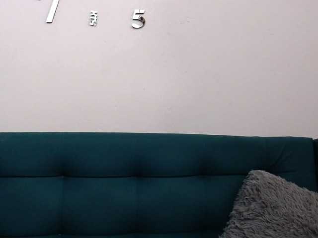 Live sex webcam photo for meli-jones69 #273963421