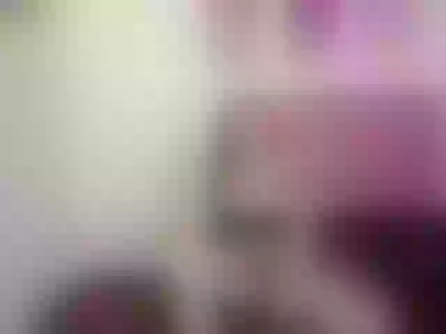 Live sex webcam photo for meliisa-milf #277740309