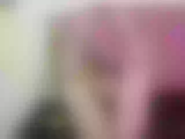 Live sex webcam photo for meliisa-milf #277756544