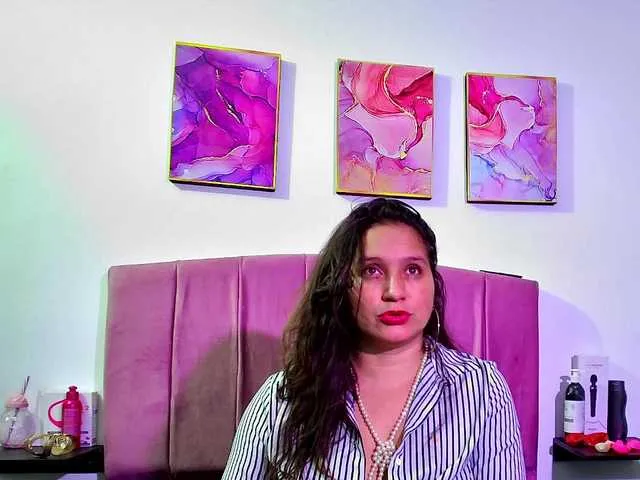 Live sex webcam photo for meliisa-milf #278097473