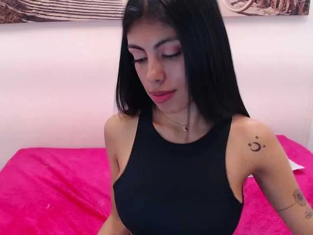 Live sex webcam photo for melisatorrez #290355227