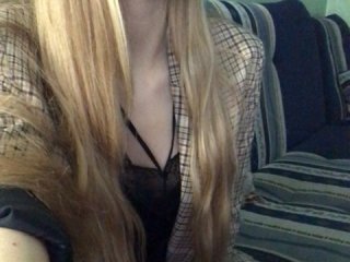 Live sex webcam photo for MelissaLovex #149003815