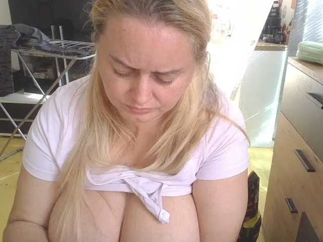 Live sex webcam photo for melissamandlikova #290635999