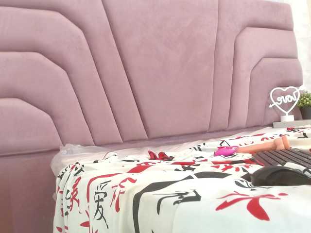 Live sex webcam photo for melissatovar #276325314