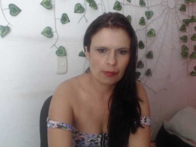 Live sex webcam photo for meliza-771 #272323478