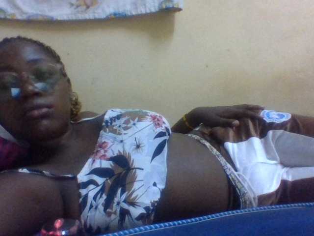 Live sex webcam photo for mellisa-abby #277108055