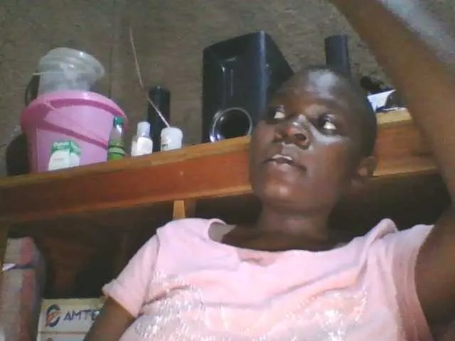 Live sex webcam photo for meloddy #291225931