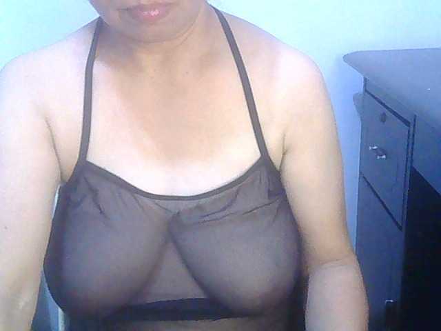 Live sex webcam photo for melon2love4u #292394392