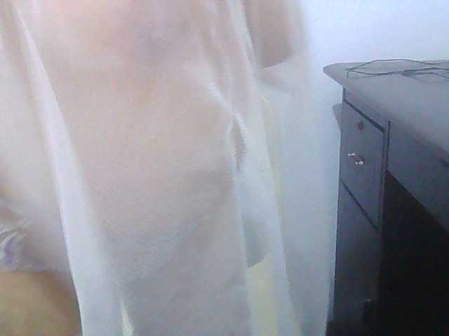 Live sex webcam photo for melon2love4u #292405356