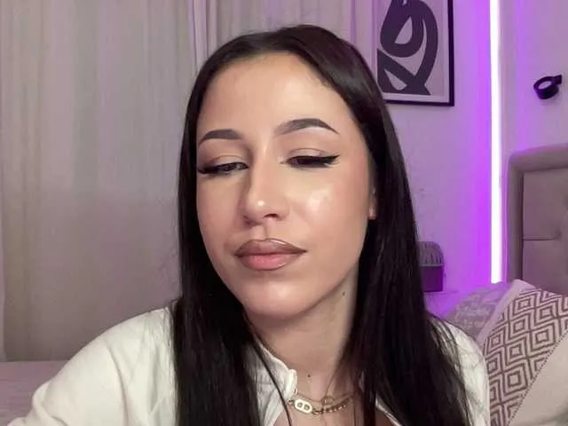 Live sex webcam photo for melyna1 #290680758