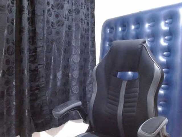 Live sex webcam photo for melytom #275660500