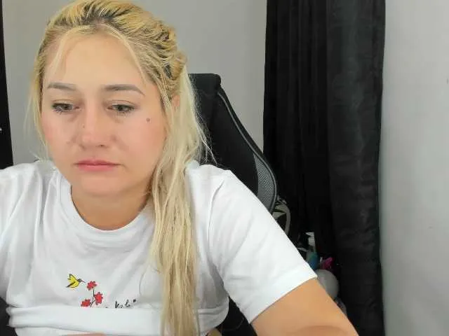 Live sex webcam photo for melytom #278186125