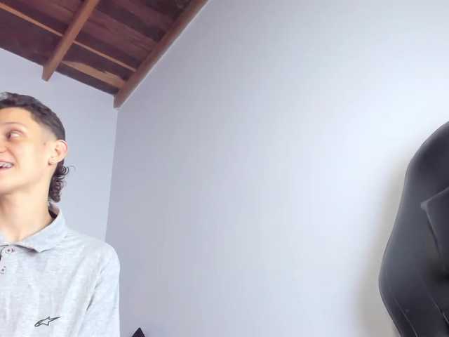 Live sex webcam photo for memphiis1 #277505451