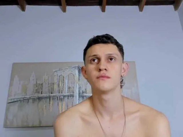 Live sex webcam photo for memphiis1 #277532535