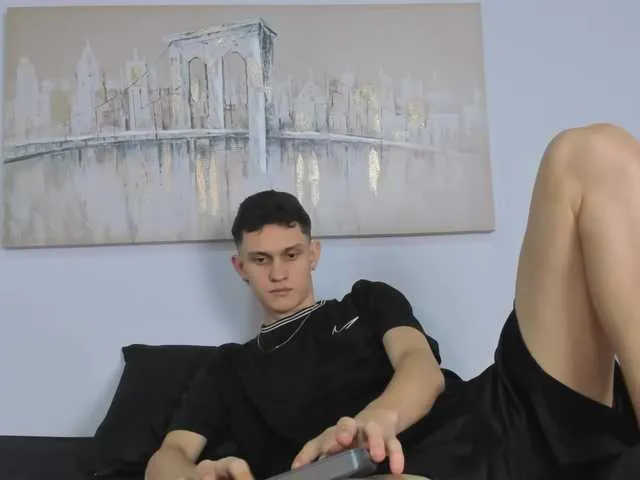 Live sex webcam photo for memphiis1 #277639136