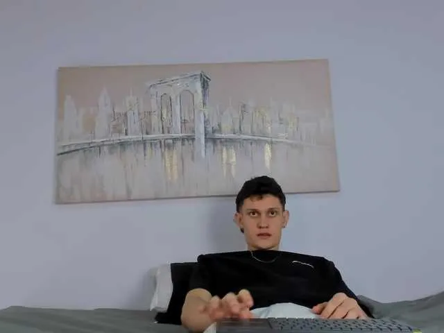 Live sex webcam photo for memphiis1 #277698395