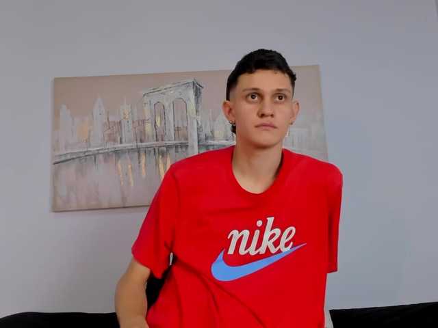 Live sex webcam photo for memphiis1 #277730729